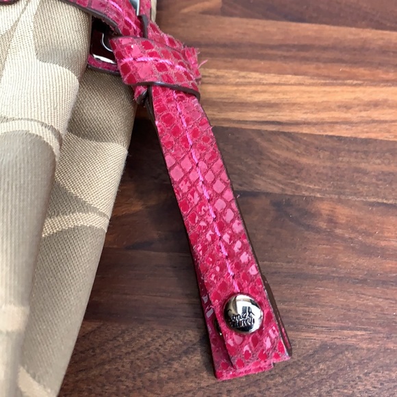 Coach authentic Handbag - Picture 12 of 14